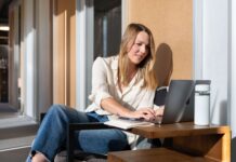 4 tips om je publiek te promoten en aan te trekken via LinkedIn